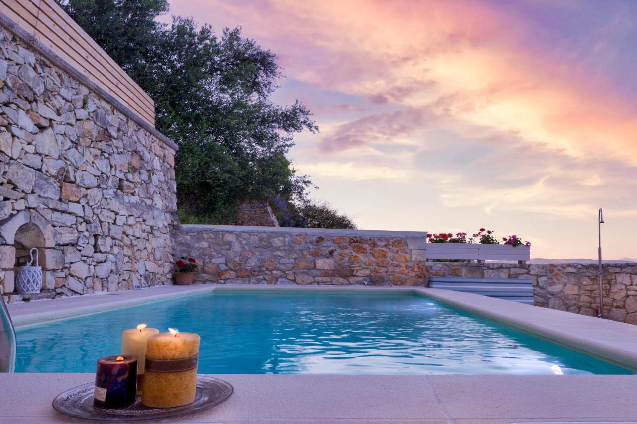 Olga'S Filoxenia - Villa Aladanos-Private Pool And Heated Jacuzzi Makhairoí Exterior foto